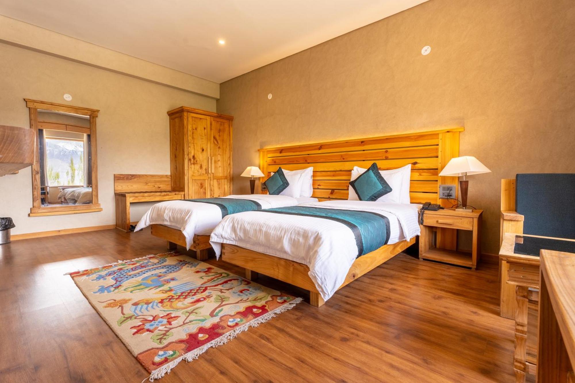 The Saraha Hotel Leh Buitenkant foto