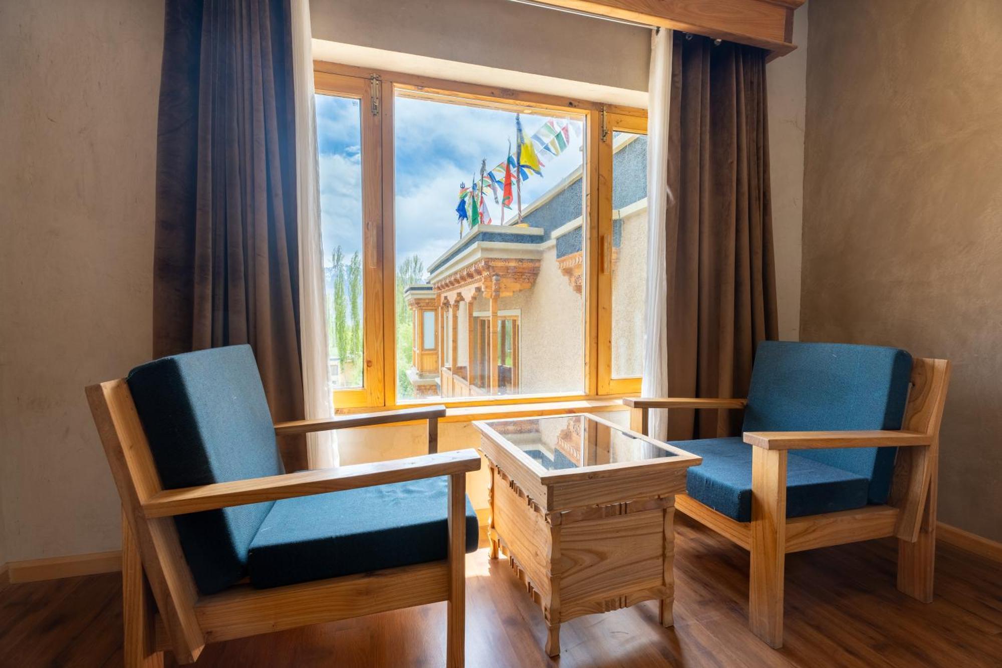 The Saraha Hotel Leh Buitenkant foto