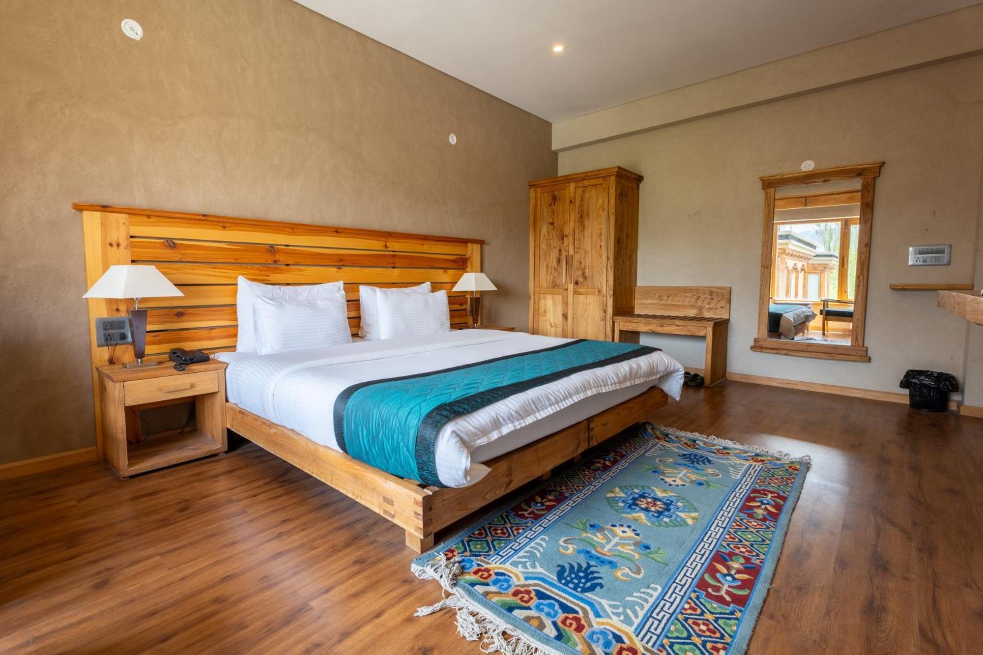 The Saraha Hotel Leh Buitenkant foto